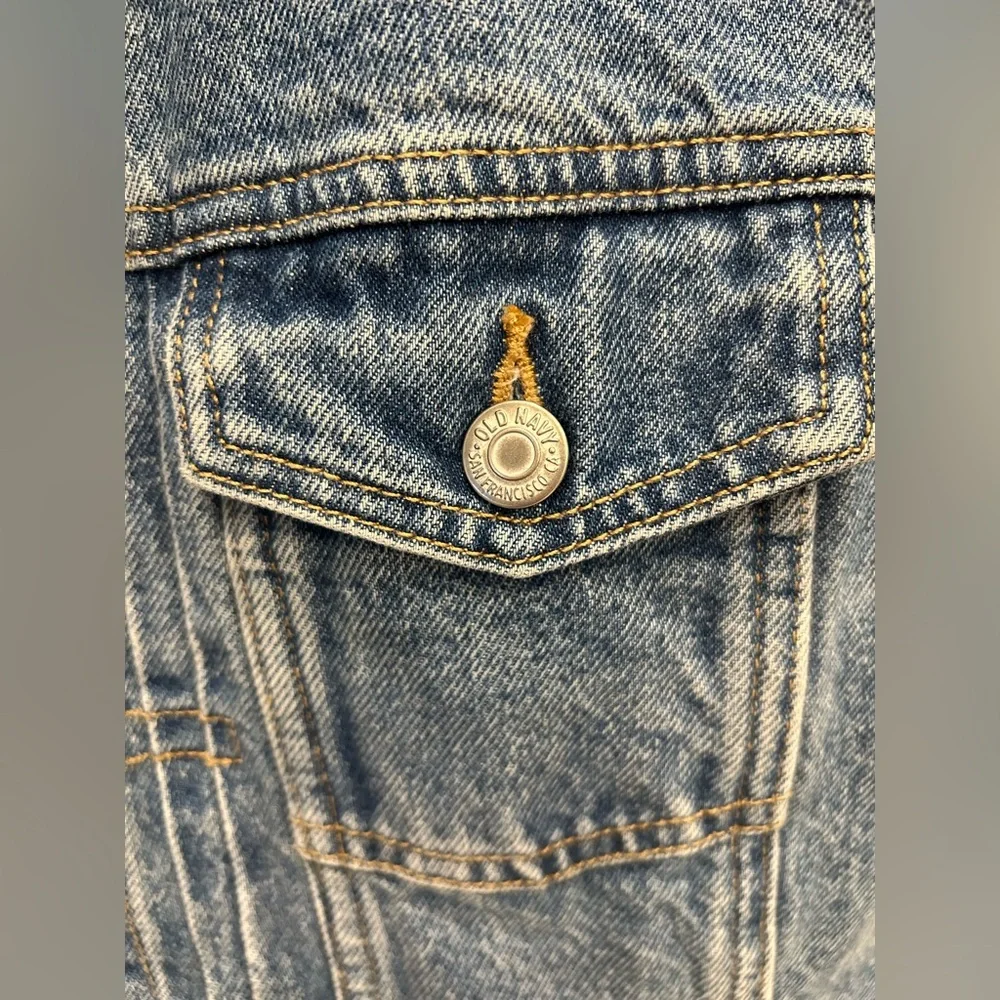 Old Navy Upcycled Denim Jacket with hand embroidered floral pattern large - Picture 4 of 8